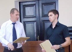 Голова ГО ,,ВМО ,,Молодь за євроінтеграцію,, Юрій Балацький та голова комітету з питань зв’язків із громадськістю ВМГО ,,Національний студентський союз,, Максим Іващенко підписали угоду про співпрацю
